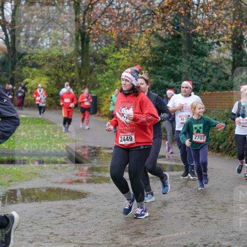 07.12.2025 - St. Pauli X-Mass-Run No. 15 Michael Burmester http://msf.ph/oto/9404905 07.12.2025 11:06:24 Laufen 4830, 2449, 2707, 2709 meine-sportfotos.de
