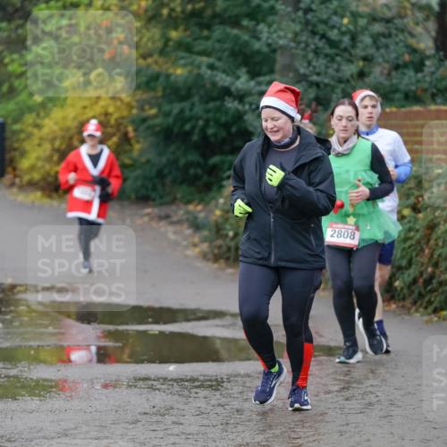 07.12.2025 - St. Pauli X-Mass-Run No. 15 Michael Burmester http://msf.ph/oto/9404927 07.12.2025 11:06:30 Laufen 2808 meine-sportfotos.de