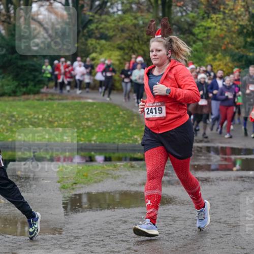07.12.2025 - St. Pauli X-Mass-Run No. 15 Michael Burmester http://msf.ph/oto/9404945 07.12.2025 11:06:36 Laufen 886, 15, 2419, 1884 meine-sportfotos.de