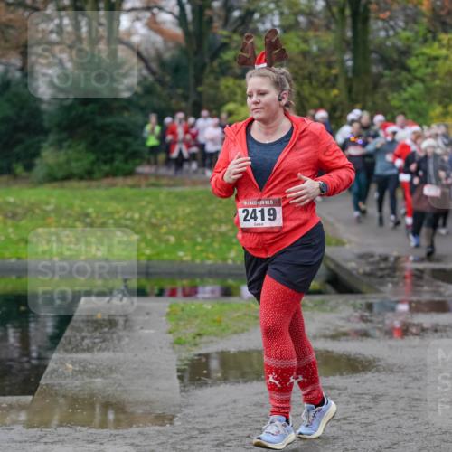 07.12.2025 - St. Pauli X-Mass-Run No. 15 Michael Burmester http://msf.ph/oto/9404948 07.12.2025 11:06:36 Laufen 15, 2419, 1884 meine-sportfotos.de