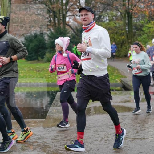 07.12.2025 - St. Pauli X-Mass-Run No. 15 Michael Burmester http://msf.ph/oto/9404983 07.12.2025 11:06:48 Laufen 329, 51, 4641, 3290, 3143, 32, 3146 meine-sportfotos.de