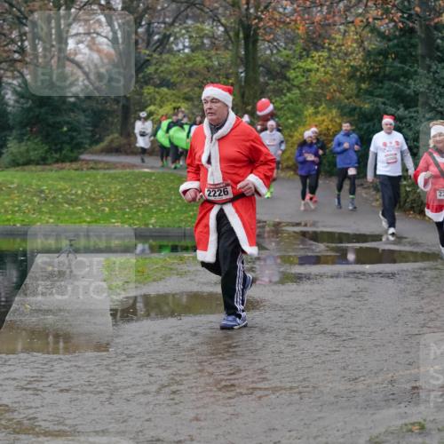 07.12.2025 - St. Pauli X-Mass-Run No. 15 Michael Burmester http://msf.ph/oto/9405013 07.12.2025 11:06:54 Laufen 2226, 10, 2225, 2595 meine-sportfotos.de