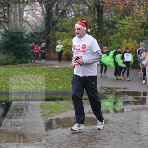 07.12.2025 - St. Pauli X-Mass-Run No. 15 Michael Burmester http://msf.ph/oto/9405035 07.12.2025 11:07:00 Laufen 776 meine-sportfotos.de