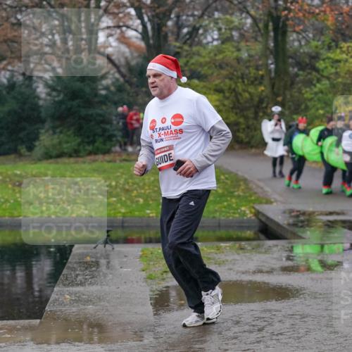 07.12.2025 - St. Pauli X-Mass-Run No. 15 Michael Burmester http://msf.ph/oto/9405038 07.12.2025 11:07:00 Laufen 776 meine-sportfotos.de