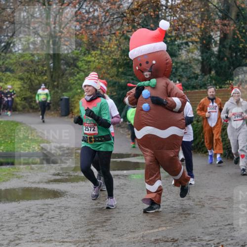 07.12.2025 - St. Pauli X-Mass-Run No. 15 Michael Burmester http://msf.ph/oto/9405057 07.12.2025 11:07:04 Laufen 2572, 3004, 2995 meine-sportfotos.de