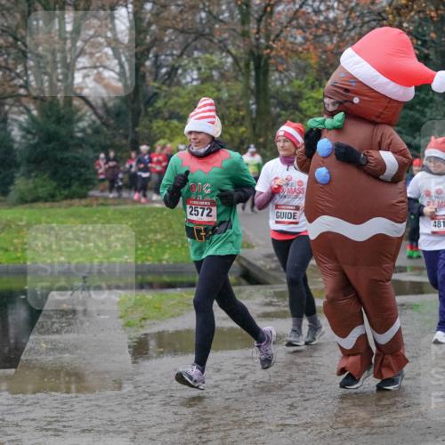 07.12.2025 - St. Pauli X-Mass-Run No. 15 Michael Burmester http://msf.ph/oto/9405062 07.12.2025 11:07:05 Laufen 2572, 4818, 300 meine-sportfotos.de