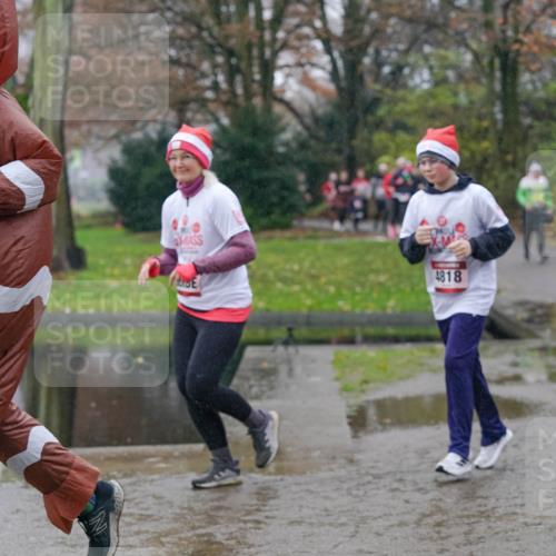 07.12.2025 - St. Pauli X-Mass-Run No. 15 Michael Burmester http://msf.ph/oto/9405067 07.12.2025 11:07:06 Laufen 4818, 2999 meine-sportfotos.de