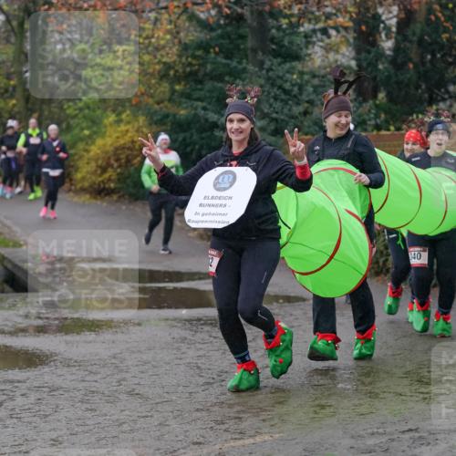 07.12.2025 - St. Pauli X-Mass-Run No. 15 Michael Burmester http://msf.ph/oto/9405079 07.12.2025 11:07:09 Laufen 12, 340 meine-sportfotos.de