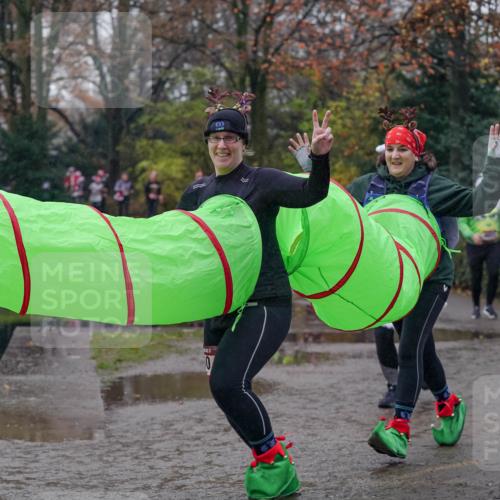 07.12.2025 - St. Pauli X-Mass-Run No. 15 Michael Burmester http://msf.ph/oto/9405091 07.12.2025 11:07:12 Laufen 0 meine-sportfotos.de