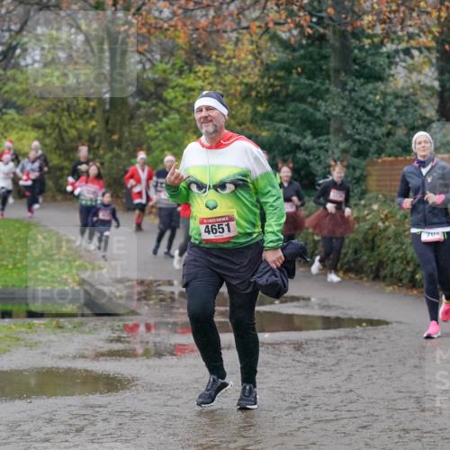 07.12.2025 - St. Pauli X-Mass-Run No. 15 Michael Burmester http://msf.ph/oto/9405105 07.12.2025 11:07:16 Laufen 4651, 70 meine-sportfotos.de