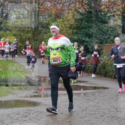 07.12.2025 - St. Pauli X-Mass-Run No. 15 Michael Burmester http://msf.ph/oto/9405106 07.12.2025 11:07:16 Laufen 4651, 709 meine-sportfotos.de