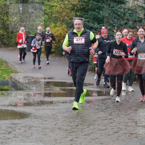 07.12.2025 - St. Pauli X-Mass-Run No. 15 Michael Burmester http://msf.ph/oto/9405118 07.12.2025 11:07:21 Laufen 5, 477, 323, 2686, 32, 67, 3235 meine-sportfotos.de