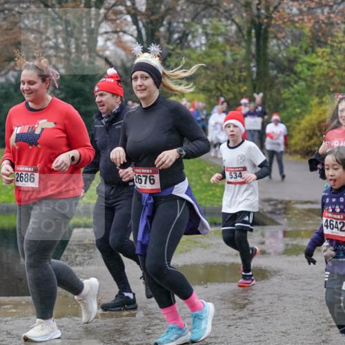 07.12.2025 - St. Pauli X-Mass-Run No. 15 Michael Burmester http://msf.ph/oto/9405142 07.12.2025 11:07:27 Laufen 2686, 15, 2676, 534, 4633, 100000, 4642, 75, 600000, 111, 200, 0000000 meine-sportfotos.de