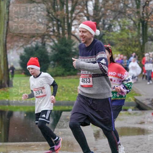 07.12.2025 - St. Pauli X-Mass-Run No. 15 Michael Burmester http://msf.ph/oto/9405145 07.12.2025 11:07:28 Laufen 22, 534, 15, 4633 meine-sportfotos.de