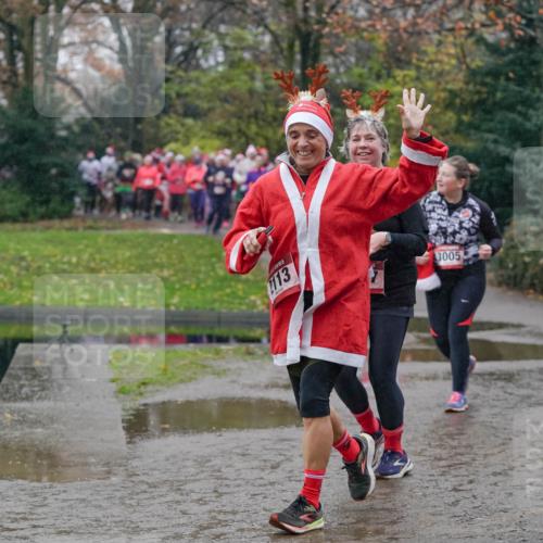 07.12.2025 - St. Pauli X-Mass-Run No. 15 Michael Burmester http://msf.ph/oto/9405152 07.12.2025 11:07:29 Laufen 2113, 3005 meine-sportfotos.de