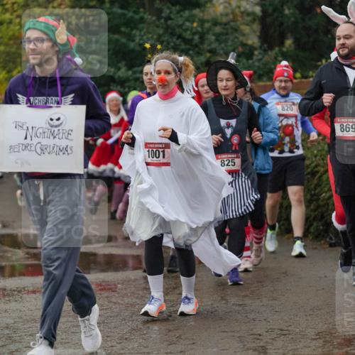 07.12.2025 - St. Pauli X-Mass-Run No. 15 Michael Burmester http://msf.ph/oto/9405183 07.12.2025 11:07:40 Laufen 2, 15, 1001, 825, 820, 15, 869 meine-sportfotos.de