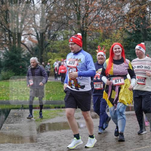 07.12.2025 - St. Pauli X-Mass-Run No. 15 Michael Burmester http://msf.ph/oto/9405208 07.12.2025 11:07:45 Laufen 56, 820, 2871, 871, 2882, 2838 meine-sportfotos.de