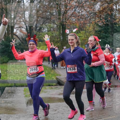 07.12.2025 - St. Pauli X-Mass-Run No. 15 Michael Burmester http://msf.ph/oto/9405218 07.12.2025 11:07:47 Laufen 15, 2882, 15, 2840, 15, 2838, 2316, 23, 1941 meine-sportfotos.de