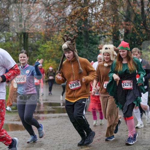 07.12.2025 - St. Pauli X-Mass-Run No. 15 Michael Burmester http://msf.ph/oto/9405268 07.12.2025 11:07:56 Laufen 5, 4838, 2056, 2430, 48, 2, 2429 meine-sportfotos.de