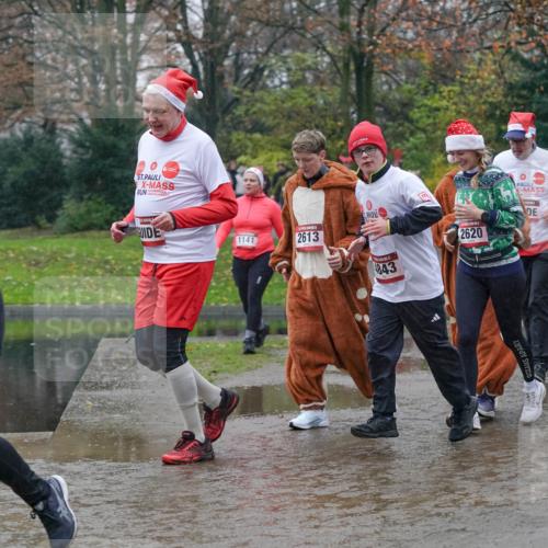 07.12.2025 - St. Pauli X-Mass-Run No. 15 Michael Burmester http://msf.ph/oto/9405287 07.12.2025 11:08:00 Laufen 8, 154, 0, 1141, 2613, 2620, 843, 0, 2612 meine-sportfotos.de