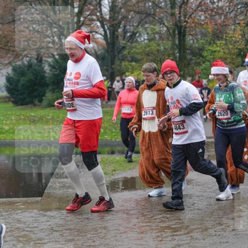 07.12.2025 - St. Pauli X-Mass-Run No. 15 Michael Burmester http://msf.ph/oto/9405288 07.12.2025 11:08:00 Laufen 54, 0, 1141, 2613, 2620, 4843, 2612 meine-sportfotos.de