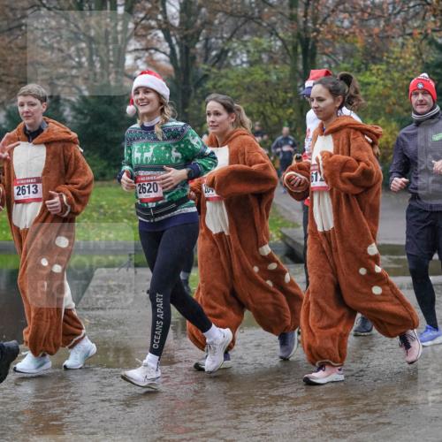 07.12.2025 - St. Pauli X-Mass-Run No. 15 Michael Burmester http://msf.ph/oto/9405293 07.12.2025 11:08:01 Laufen 2613, 2620, 15, 4843, 2278, 2284 meine-sportfotos.de