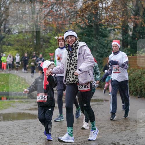07.12.2025 - St. Pauli X-Mass-Run No. 15 Michael Burmester http://msf.ph/oto/9405305 07.12.2025 11:08:04 Laufen 1141, 800, 2282, 2284, 4844 meine-sportfotos.de