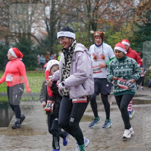 07.12.2025 - St. Pauli X-Mass-Run No. 15 Michael Burmester http://msf.ph/oto/9405311 07.12.2025 11:08:04 Laufen 1141, 15, 284, 680, 464, 48 meine-sportfotos.de