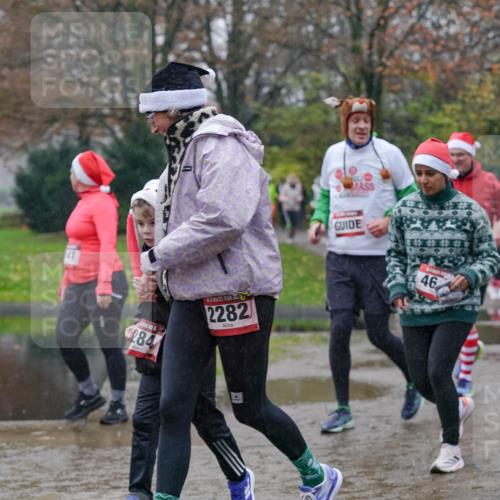 07.12.2025 - St. Pauli X-Mass-Run No. 15 Michael Burmester http://msf.ph/oto/9405313 07.12.2025 11:08:04 Laufen 284, 2282, 46, 044 meine-sportfotos.de