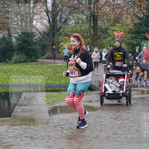 07.12.2025 - St. Pauli X-Mass-Run No. 15 Michael Burmester http://msf.ph/oto/9405328 07.12.2025 11:08:09 Laufen 5, 991, 3269, 32, 977, 1013 meine-sportfotos.de