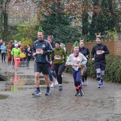 07.12.2025 - St. Pauli X-Mass-Run No. 15 Michael Burmester http://msf.ph/oto/9405351 07.12.2025 11:08:15 Laufen 270, 0, 2708, 2706, 3737 meine-sportfotos.de