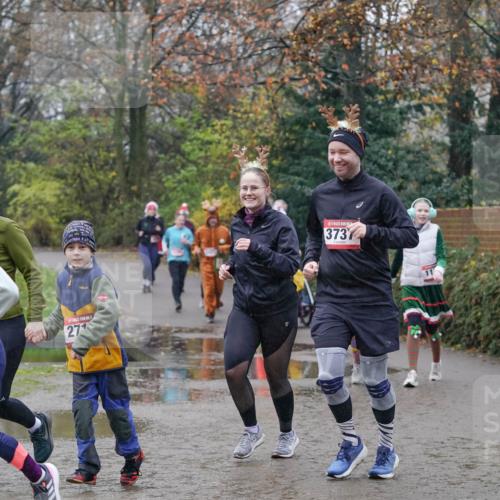 07.12.2025 - St. Pauli X-Mass-Run No. 15 Michael Burmester http://msf.ph/oto/9405361 07.12.2025 11:08:18 Laufen 40, 06, 27, 3737 meine-sportfotos.de