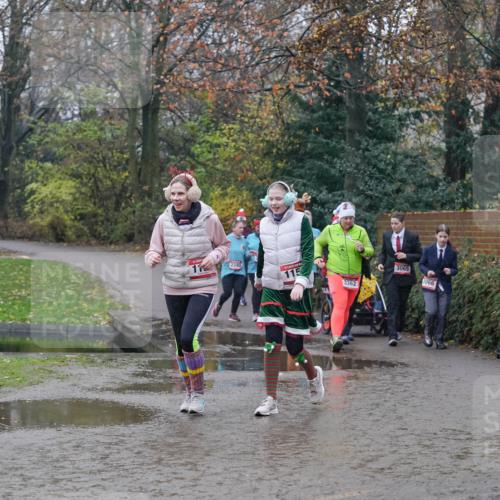 07.12.2025 - St. Pauli X-Mass-Run No. 15 Michael Burmester http://msf.ph/oto/9405368 07.12.2025 11:08:20 Laufen 11, 2280, 115, 3362, 3065, 3066 meine-sportfotos.de