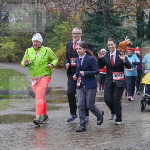 07.12.2025 - St. Pauli X-Mass-Run No. 15 Michael Burmester http://msf.ph/oto/9405384 07.12.2025 11:08:25 Laufen 334, 3065 meine-sportfotos.de