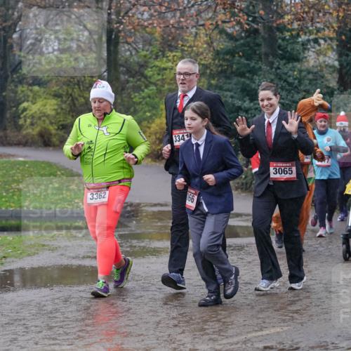 07.12.2025 - St. Pauli X-Mass-Run No. 15 Michael Burmester http://msf.ph/oto/9405385 07.12.2025 11:08:25 Laufen 3341, 3362, 166, 5, 3065, 48 meine-sportfotos.de