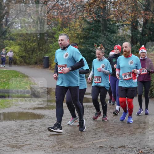 07.12.2025 - St. Pauli X-Mass-Run No. 15 Michael Burmester http://msf.ph/oto/9405397 07.12.2025 11:08:29 Laufen 9, 229, 2280, 3678, 041 meine-sportfotos.de