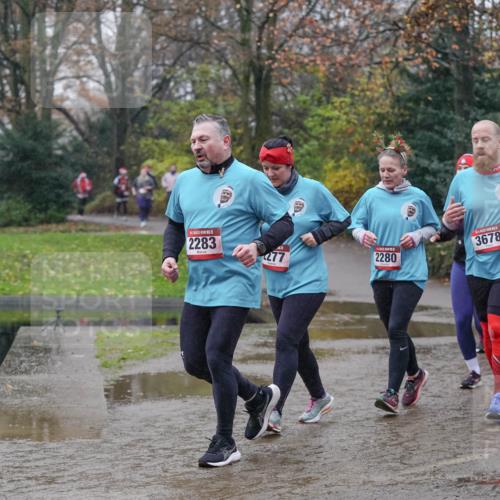 07.12.2025 - St. Pauli X-Mass-Run No. 15 Michael Burmester http://msf.ph/oto/9405402 07.12.2025 11:08:29 Laufen 15, 2283, 3041, 277, 3678, 2280 meine-sportfotos.de