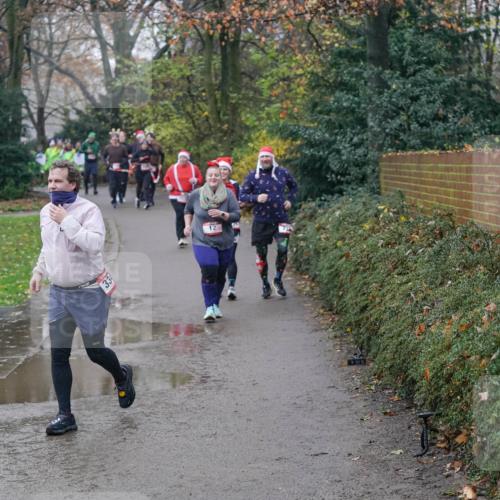 07.12.2025 - St. Pauli X-Mass-Run No. 15 Michael Burmester http://msf.ph/oto/9405424 07.12.2025 11:08:43 Laufen 33, 12 meine-sportfotos.de