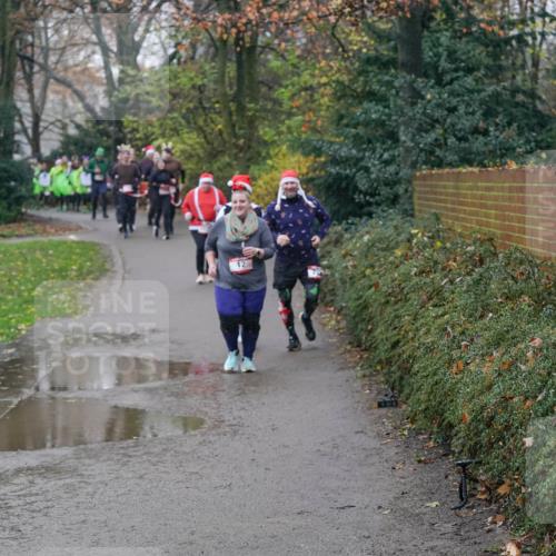 07.12.2025 - St. Pauli X-Mass-Run No. 15 Michael Burmester http://msf.ph/oto/9405427 07.12.2025 11:08:44 Laufen 33 meine-sportfotos.de