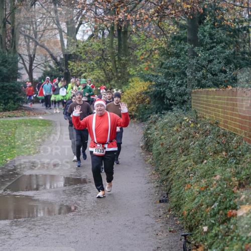 07.12.2025 - St. Pauli X-Mass-Run No. 15 Michael Burmester http://msf.ph/oto/9405441 07.12.2025 11:08:51 Laufen 1533 meine-sportfotos.de