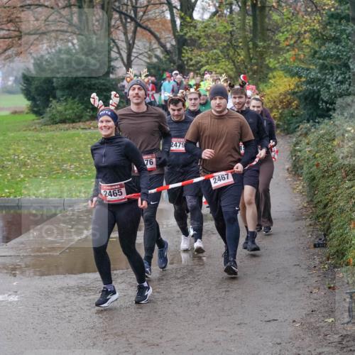07.12.2025 - St. Pauli X-Mass-Run No. 15 Michael Burmester http://msf.ph/oto/9405453 07.12.2025 11:08:54 Laufen 2465, 76, 2479, 2467 meine-sportfotos.de