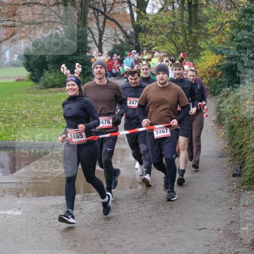 07.12.2025 - St. Pauli X-Mass-Run No. 15 Michael Burmester http://msf.ph/oto/9405454 07.12.2025 11:08:54 Laufen 2465, 476, 247, 2467 meine-sportfotos.de