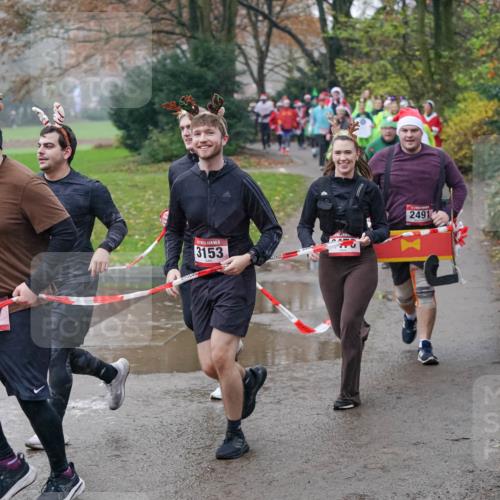07.12.2025 - St. Pauli X-Mass-Run No. 15 Michael Burmester http://msf.ph/oto/9405461 07.12.2025 11:08:56 Laufen 407, 3153, 2491 meine-sportfotos.de
