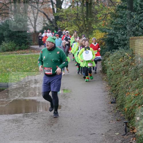 07.12.2025 - St. Pauli X-Mass-Run No. 15 Michael Burmester http://msf.ph/oto/9405472 07.12.2025 11:09:00 Laufen 2466, 73 meine-sportfotos.de