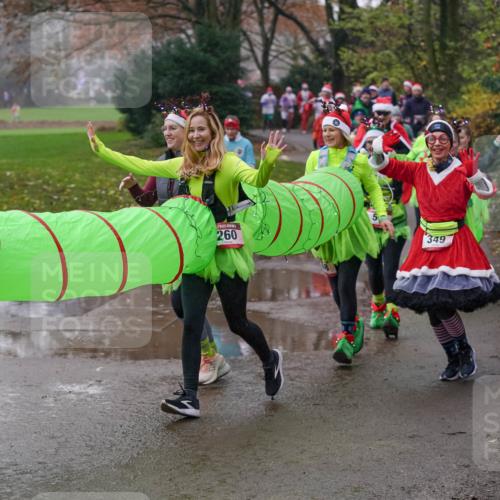 07.12.2025 - St. Pauli X-Mass-Run No. 15 Michael Burmester http://msf.ph/oto/9405497 07.12.2025 11:09:06 Laufen 260, 349 meine-sportfotos.de