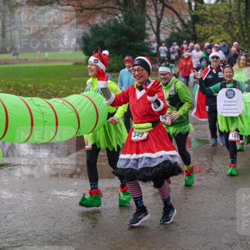 07.12.2025 - St. Pauli X-Mass-Run No. 15 Michael Burmester http://msf.ph/oto/9405503 07.12.2025 11:09:07 Laufen 16, 60, 349, 56, 181 meine-sportfotos.de