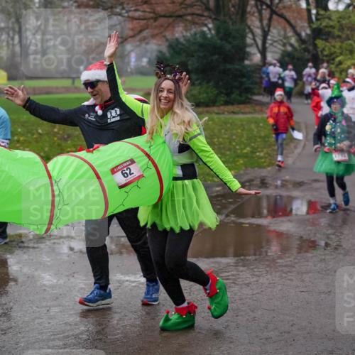 07.12.2025 - St. Pauli X-Mass-Run No. 15 Michael Burmester http://msf.ph/oto/9405521 07.12.2025 11:09:10 Laufen 62, 1753 meine-sportfotos.de