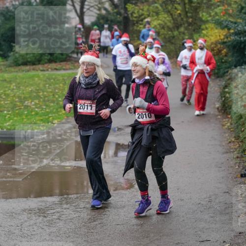 07.12.2025 - St. Pauli X-Mass-Run No. 15 Michael Burmester http://msf.ph/oto/9405560 07.12.2025 11:09:23 Laufen 2011, 2010 meine-sportfotos.de