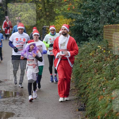 07.12.2025 - St. Pauli X-Mass-Run No. 15 Michael Burmester http://msf.ph/oto/9405568 07.12.2025 11:09:27 Laufen 527, 15, 53 meine-sportfotos.de