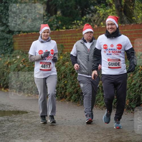 07.12.2025 - St. Pauli X-Mass-Run No. 15 Michael Burmester http://msf.ph/oto/9405613 07.12.2025 11:11:02 Laufen 15, 4817, 5 meine-sportfotos.de